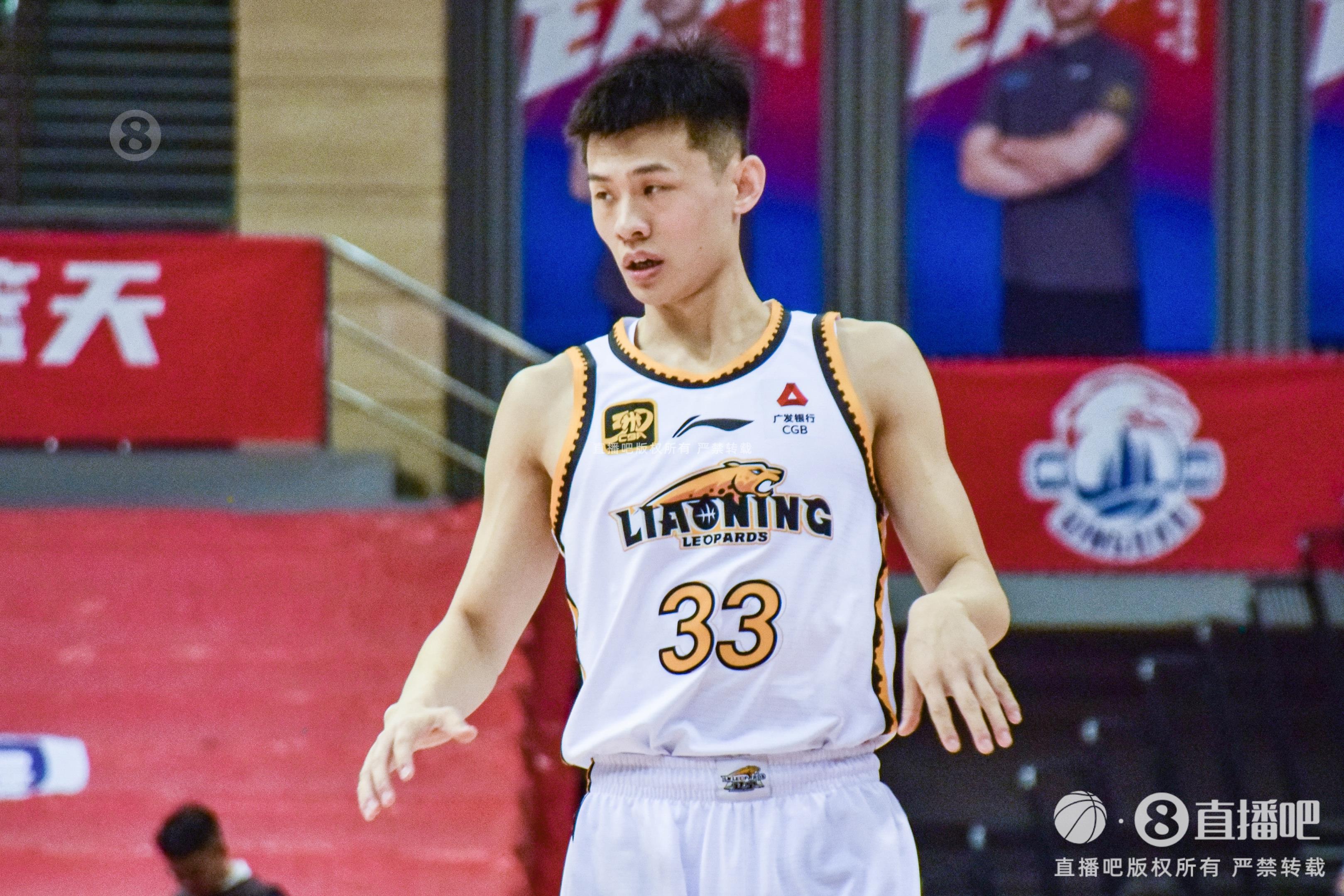盡力了！王嵐嵚末節(jié)2記三分 全場18分鐘4中3拿到10分